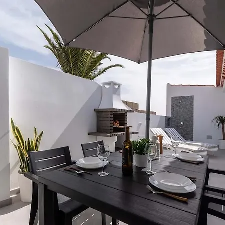 Con Piscina Comunitaria Y Terraza Privada Semesterbostad Chayofa