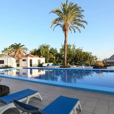 Con Piscina Comunitaria Y Terraza Privada Chayofa