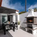 Con Piscina Comunitaria Y Terraza Privada Chayofa